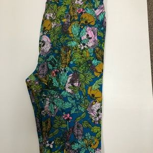 LuLaRoe Tall & Curvy Leggings NWOT